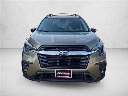 Used 2024 Subaru Ascent Limited AWD/4WD image 2