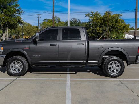 Used 2020 RAM 2500 Laramie image 11