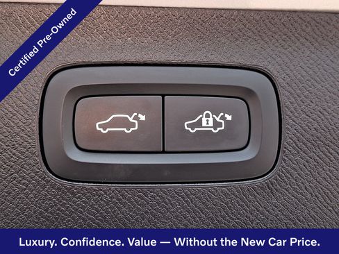 Certified 2025 Volvo XC90 B6 Plus AWD/4WD image 30