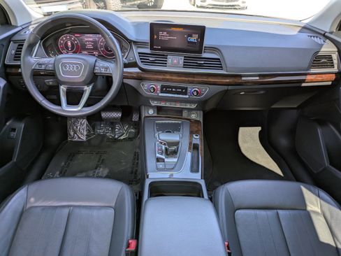 Used 2020 Audi Q5 2.0T Premium Plus w/ Premium Plus Package image 11