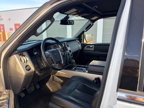 Used 2017 Ford Expedition EL Limited image 10