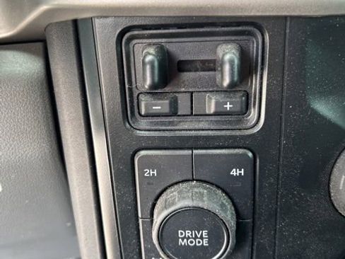 Used 2023 Ford F250 XL w/ STX Appearance Package AWD/4WD image 25