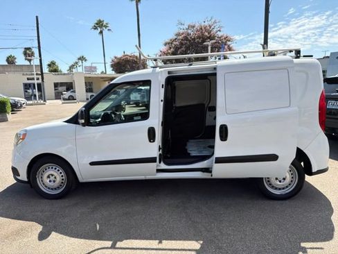 Used 2022 RAM ProMaster City Tradesman FWD image 19