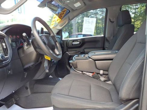 Used 2021 Chevrolet Silverado 1500 Custom Trail Boss w/ Midnight Edition AWD/4WD image 11