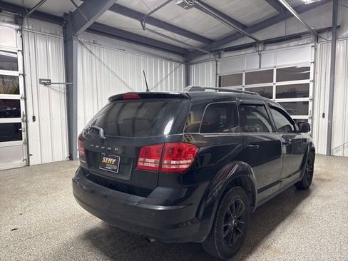Used 2020 Dodge Journey SE w/ SE Popular Equipment Group image 15