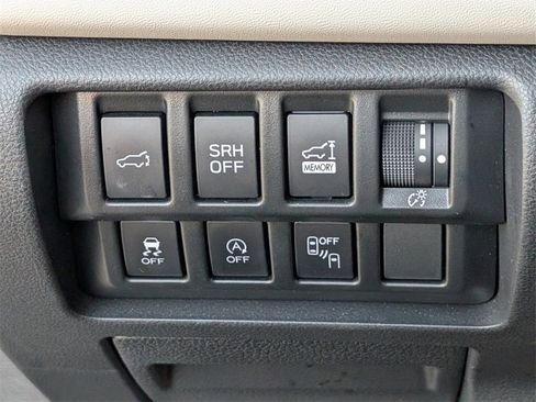 Certified 2024 Subaru Forester Limited image 31