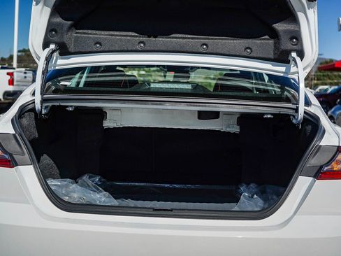 New 2026 Toyota Camry SE FWD image 13
