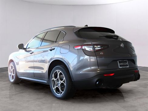 New 2025 Alfa Romeo Stelvio Sprint w/ Convenience Package image 5