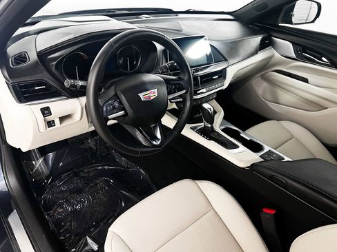 Used 2025 Cadillac CT4 Premium Luxury image 20
