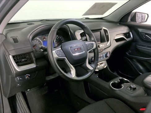 Used 2024 GMC Terrain SLE FWD image 14