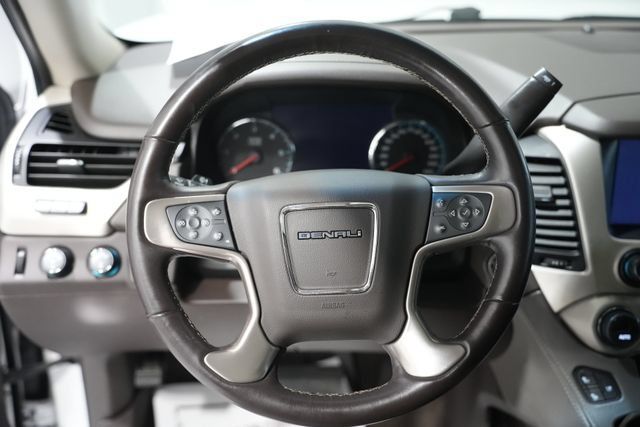 Used 2020 GMC Yukon XL Denali w/ Denali Ultimate Package AWD/4WD image 15