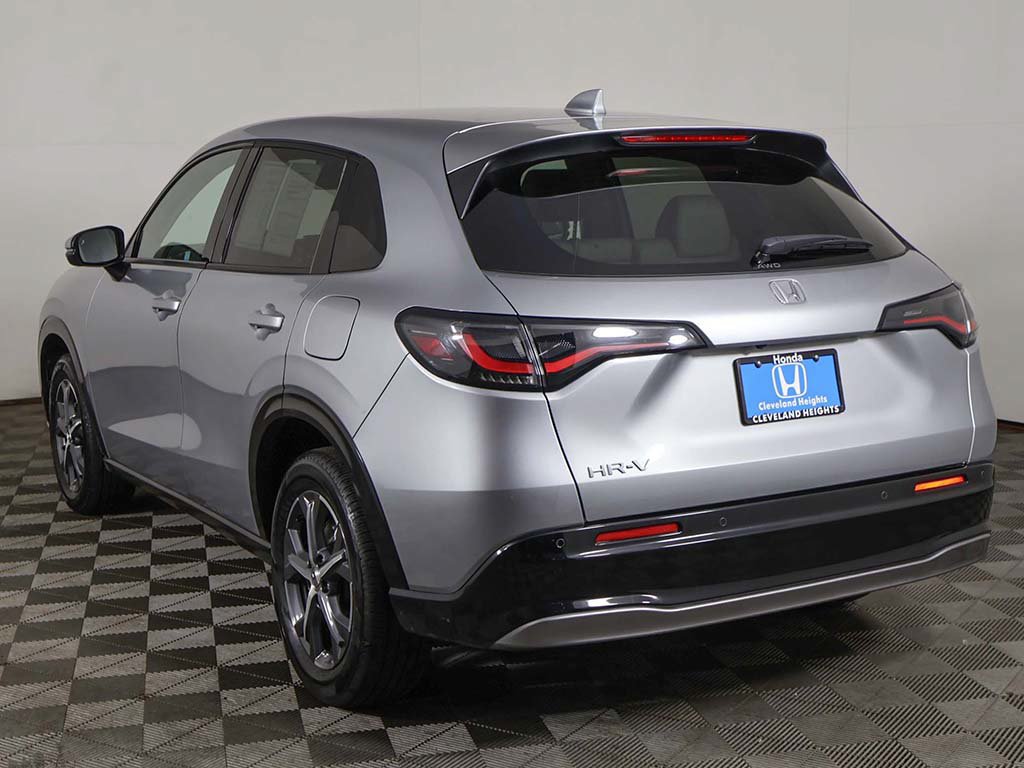 Certified 2025 Honda HR-V EX-L image 9