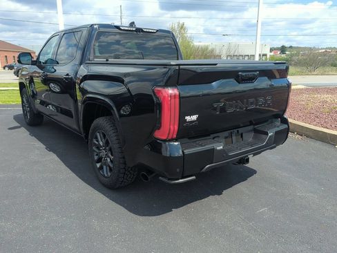 Used 2023 Toyota Tundra Platinum AWD/4WD image 7