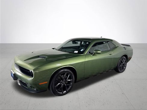 Used 2021 Dodge Challenger SXT w/ Plus Package image 2