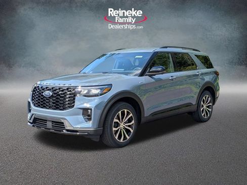 New 2026 Ford Explorer ST-Line AWD/4WD image 1