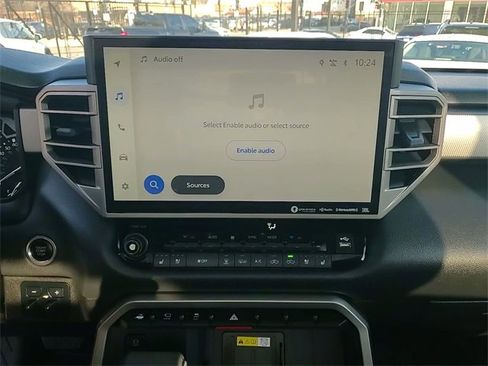 Used 2022 Toyota Tundra Limited image 15