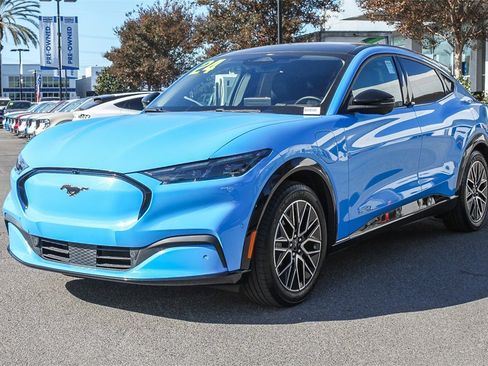 Certified 2024 Ford Mustang Mach-E Premium image 3