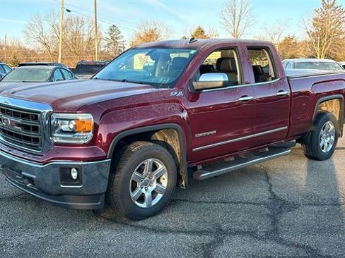Used 2014 GMC Sierra 1500 SLT w/ Suspension Package, Off-Road image 2