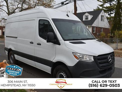 Used 2025 Mercedes-Benz Sprinter 2500 image 4