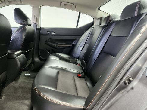 Used 2021 Nissan Altima 2.5 SR image 13