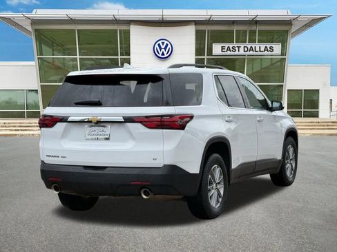 Used 2023 Chevrolet Traverse LT AWD/4WD image 3
