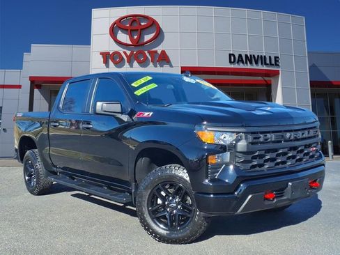 Used 2023 Chevrolet Silverado 1500 Custom Trail Boss image 1