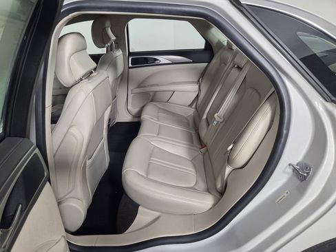 Used 2019 Lincoln MKZ Premiere FWD image 23