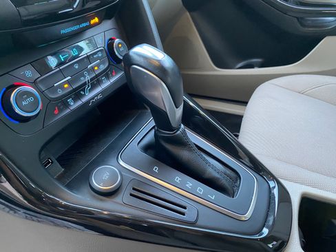 Used 2016 Ford Focus Electric Hatchback image 55