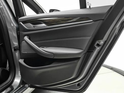 Used 2023 BMW 530i w/ Premium Package RWD image 46