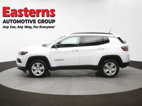 Used 2022 Jeep Compass Latitude w/ Convenience Group AWD/4WD image 59