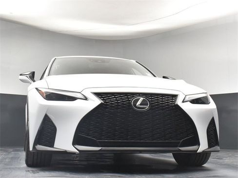 Used 2022 Lexus IS 350 F Sport image 34
