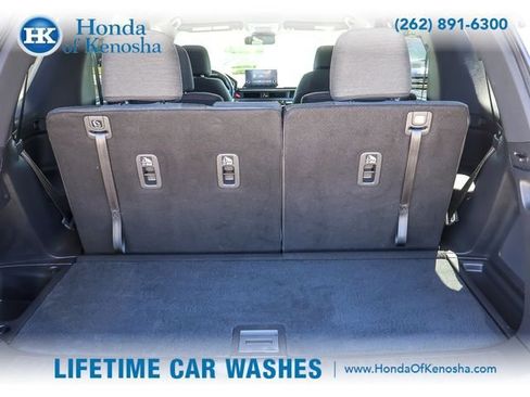 Certified 2025 Honda Pilot Sport image 23