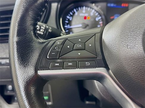 Certified 2022 Nissan Rogue Sport SV w/ Technology Package image 13