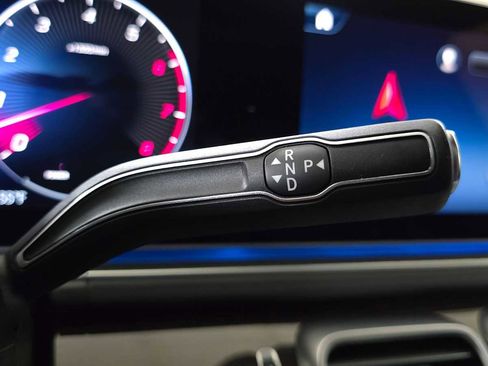 Certified 2025 Mercedes-Benz GLS 450 4MATIC image 37