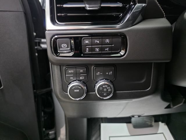 Used 2026 GMC Yukon XL Elevation AWD/4WD image 16