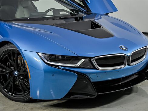 Used 2015 BMW i8 AWD/4WD image 3