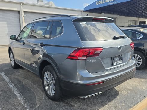 Used 2020 Volkswagen Tiguan S image 4