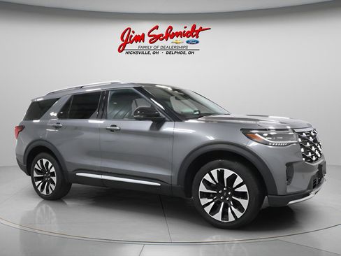 Used 2025 Ford Explorer Platinum w/ LUX Leather Package AWD/4WD image 2