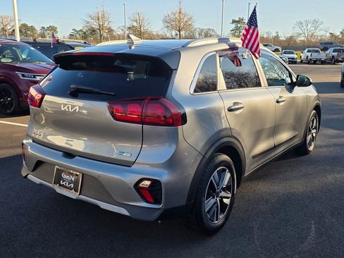 Used 2022 Kia Niro LXS image 7