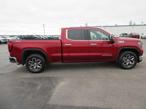 Certified 2026 GMC Sierra 1500 SLT w/ SLT Premium Plus Package AWD/4WD image 5
