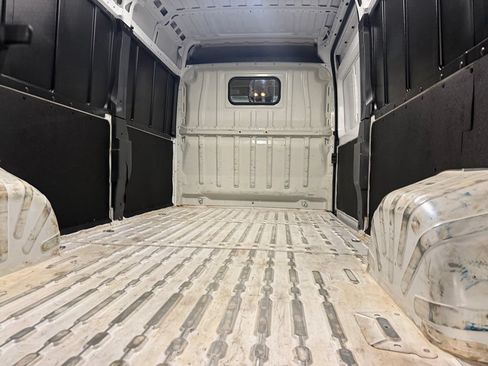 Used 2025 RAM ProMaster 2500 w/ Convenience Group FWD image 23