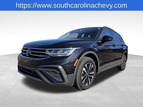 Used 2024 Volkswagen Tiguan S image 34