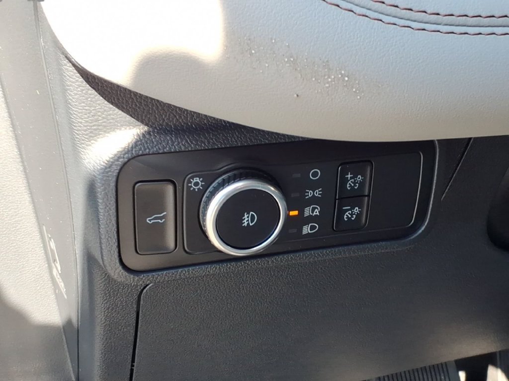 New 2026 Ford Explorer Active w/ Active Comfort Package AWD/4WD image 18