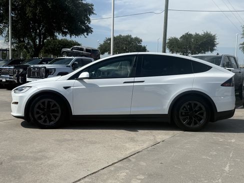 Used 2022 Tesla Model X AWD/4WD image 8