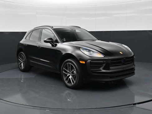 New 2026 Porsche Macan AWD/4WD image 26