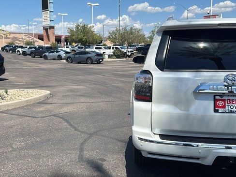 Used 2016 Toyota 4Runner Limited w/ Convenience Package AWD/4WD image 8