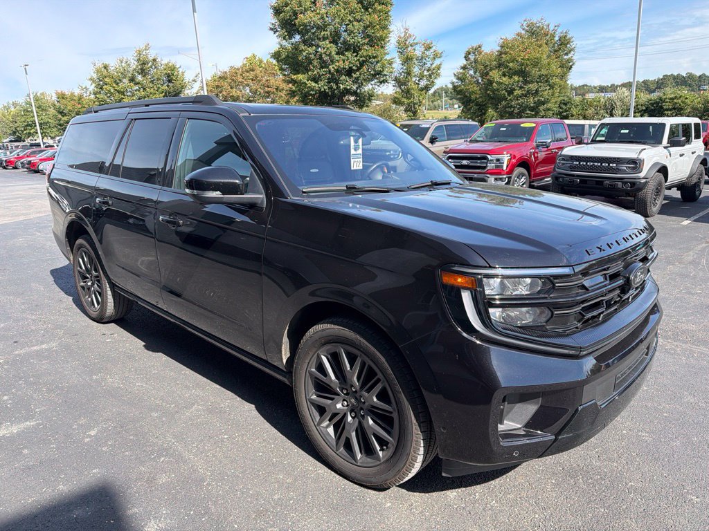 Used 2025 Ford Expedition Max Platinum w/ Stealth Performance Package AWD/4WD image 1