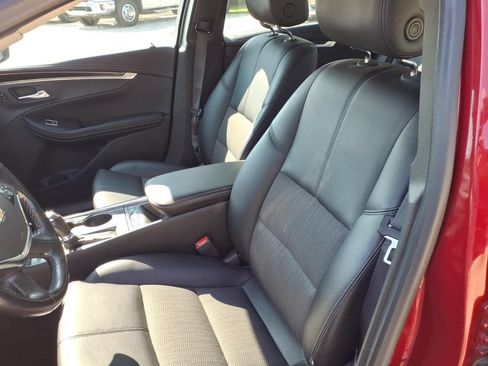 Used 2020 Chevrolet Impala LT w/ LT Convenience Package FWD image 17