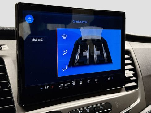 Used 2022 Ford Transit 350 XLT image 18