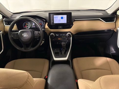Used 2020 Toyota RAV4 LE FWD image 36